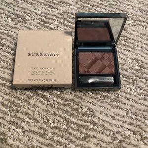 Burberry Mulberry eyeshadow.